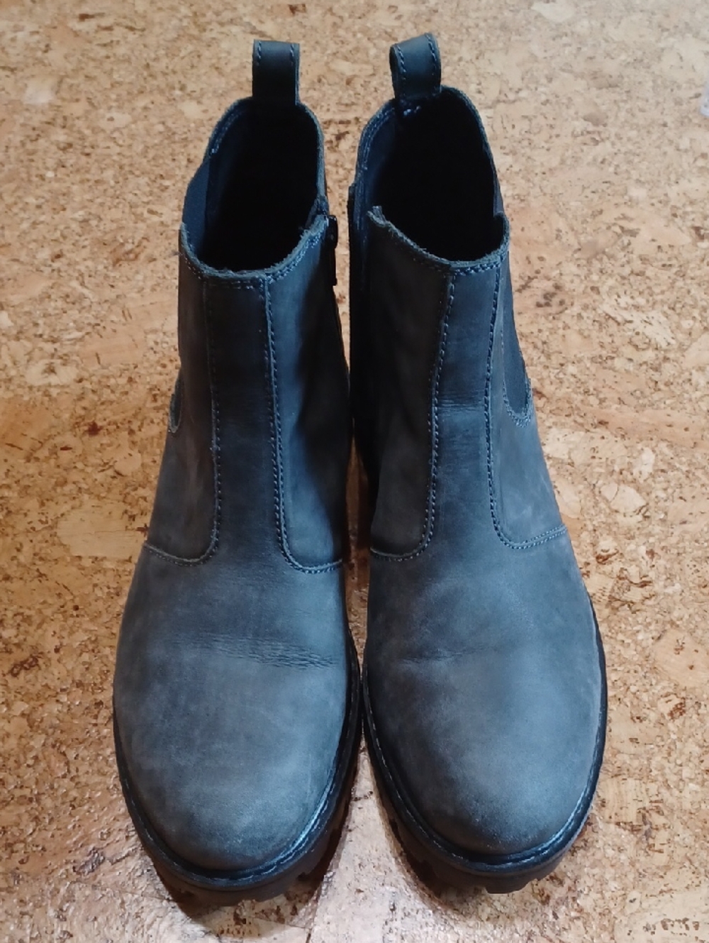 Josef Seibel Men's Grey Suede Side Zip Chelsea Boots Size 9.5